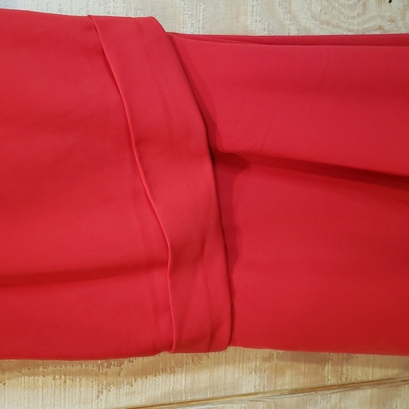 Alexander by Daymor Couture NWT Red Sleeveless Maxi Ball Gown Size 4 #10… - Picture 7 of 10